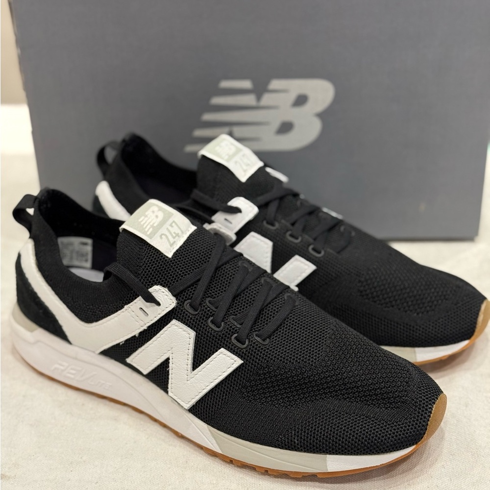 New Balance MRL247DY Men's Sneakers Color Black/ White Size 9